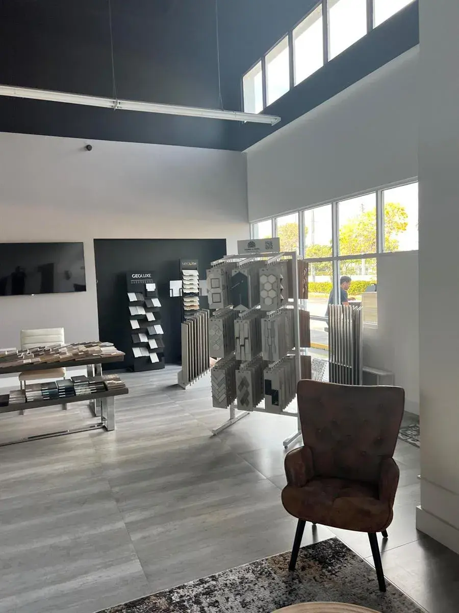2400 W Copans, Pompano Beach FL 33069