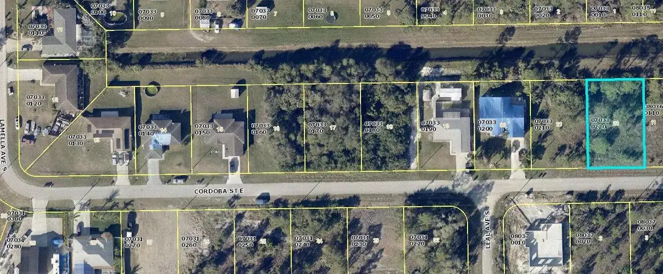 1229 Cordoba Street E, Lehigh Acres FL 33974 photo 3