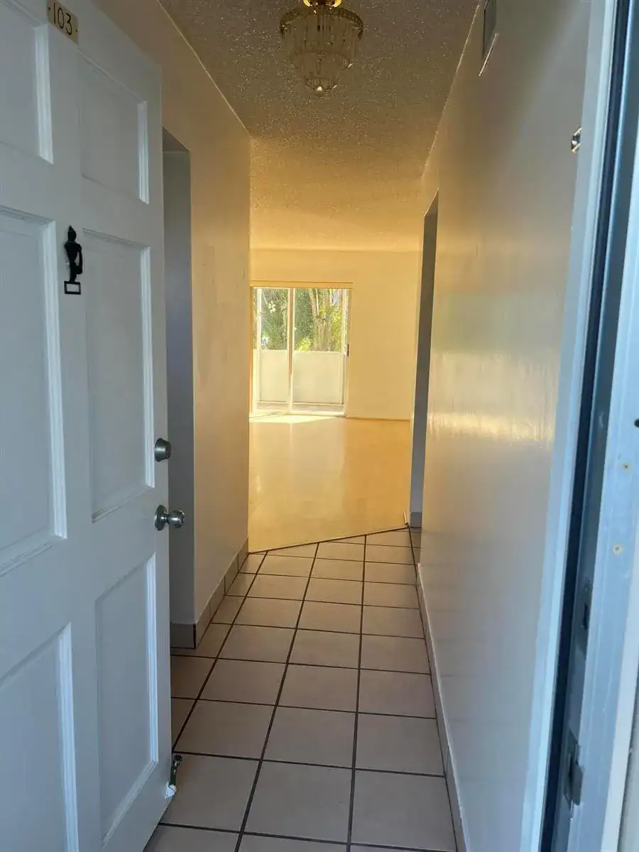 2682 S Garden Drive # 103, Lake Worth FL 33461 photo 4