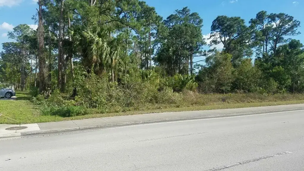 2773 SW Port St Lucie Boulevard, Port St. Lucie FL 34953