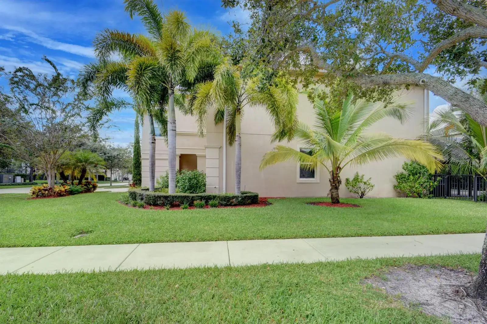 8625 Wellington View Drive, Royal Palm Beach FL 33411 photo 4