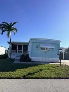 102 N Warner Drive, Jensen Beach FL 34957 photo 5