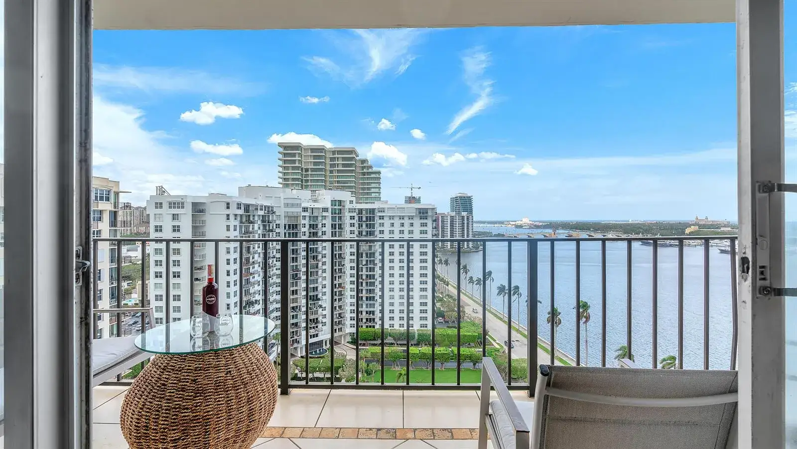 1801 S Flagler Drive # 1804, West Palm Beach FL 33401