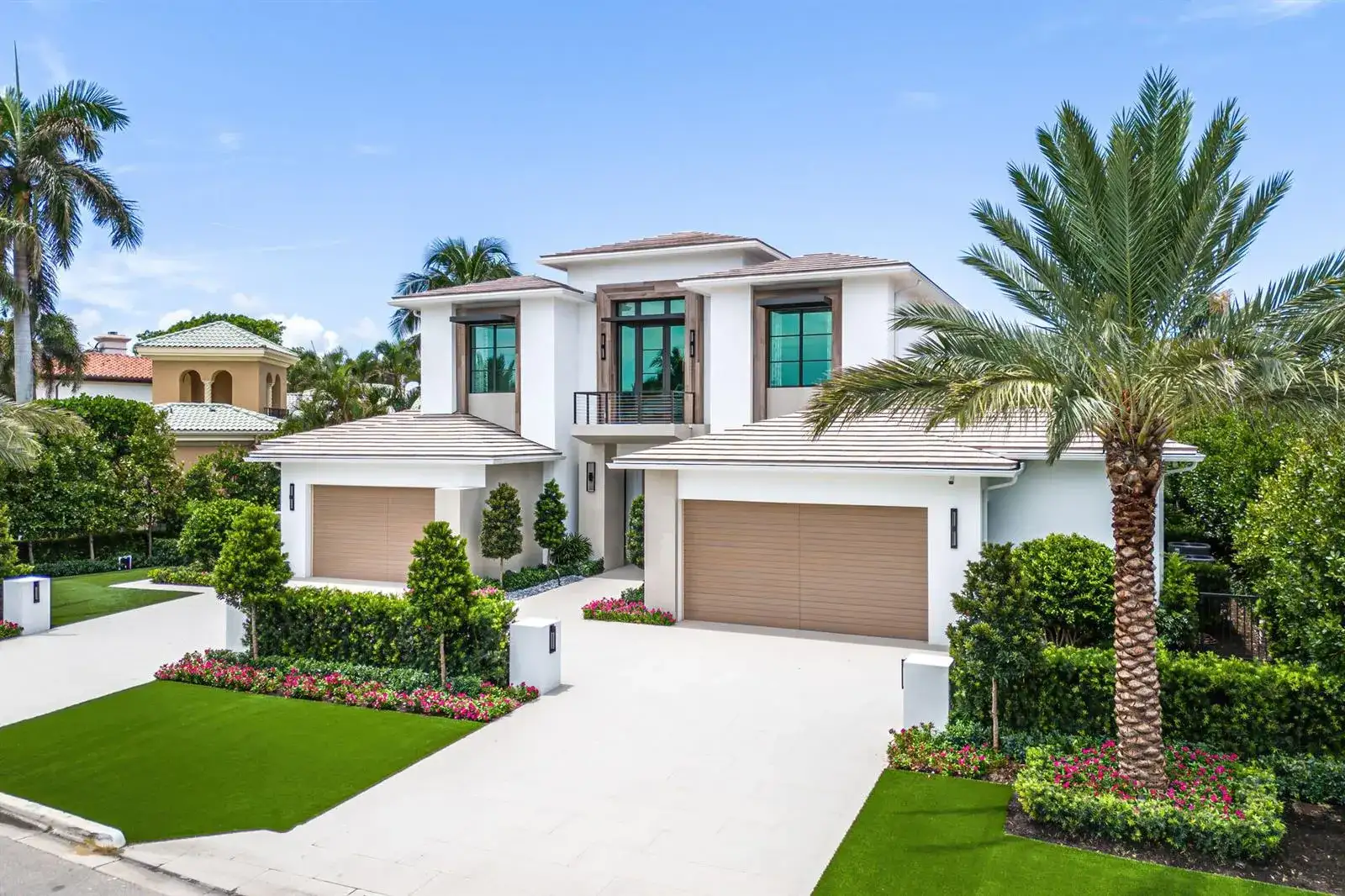 471 Royal Palm Way, Boca Raton FL 33432 photo 4