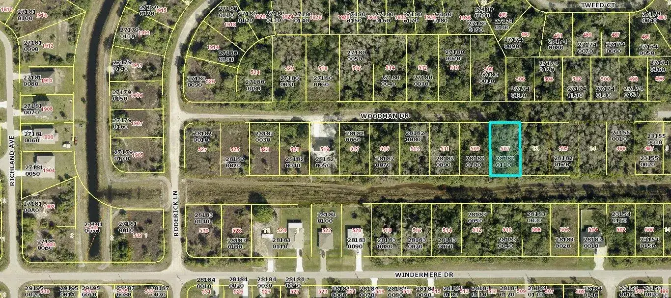 507 Woodman Drive, Lehigh Acres FL 33972 photo 2
