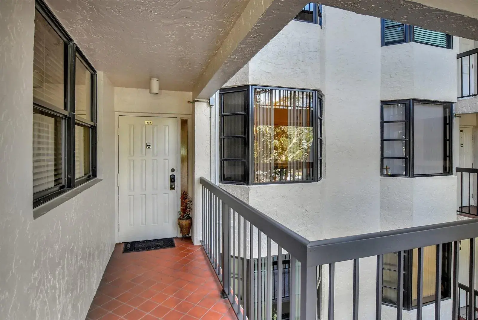 6420 Boca Del Mar # 303, Boca Raton FL 33433