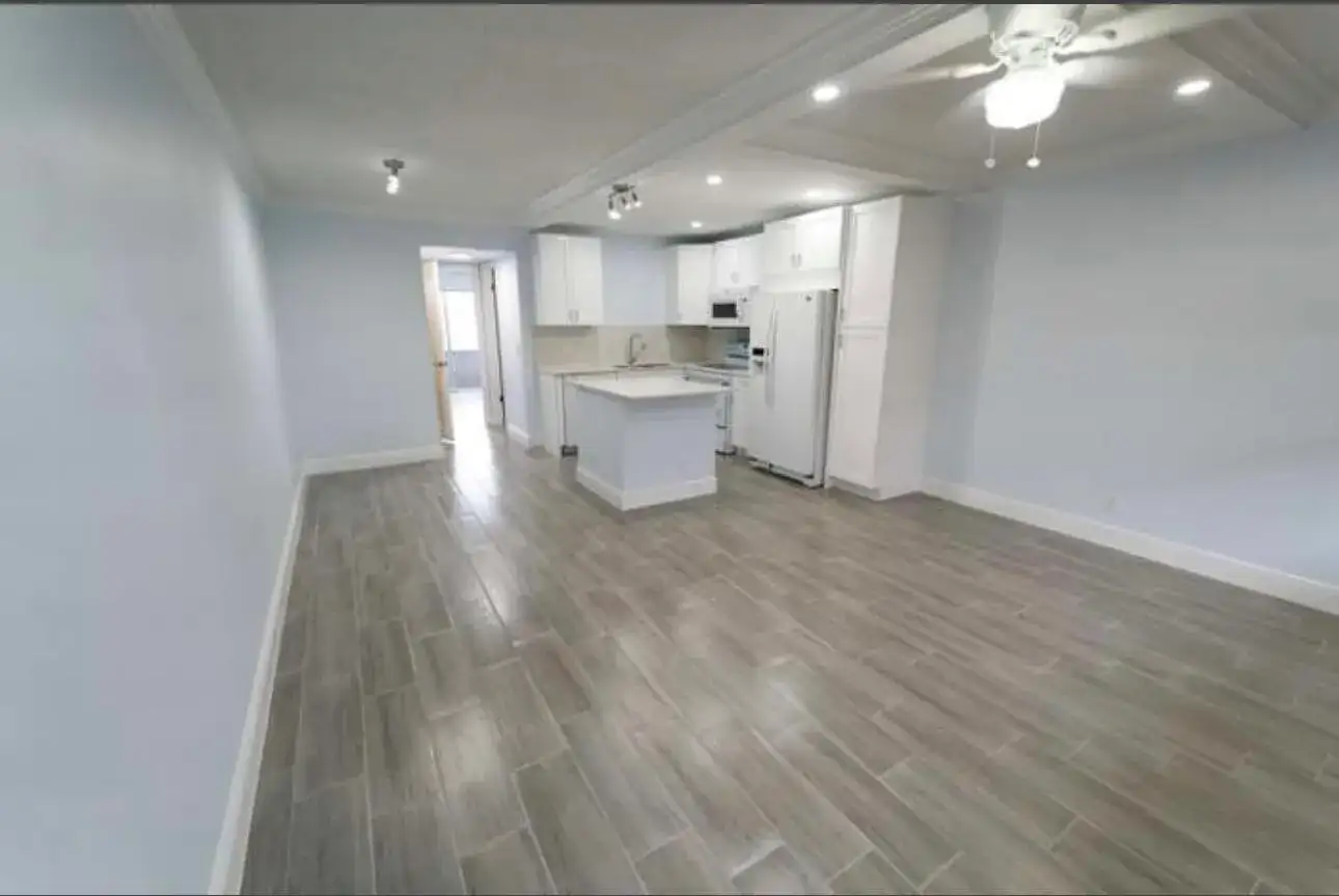309 Windsor N, West Palm Beach FL 33417 photo 4