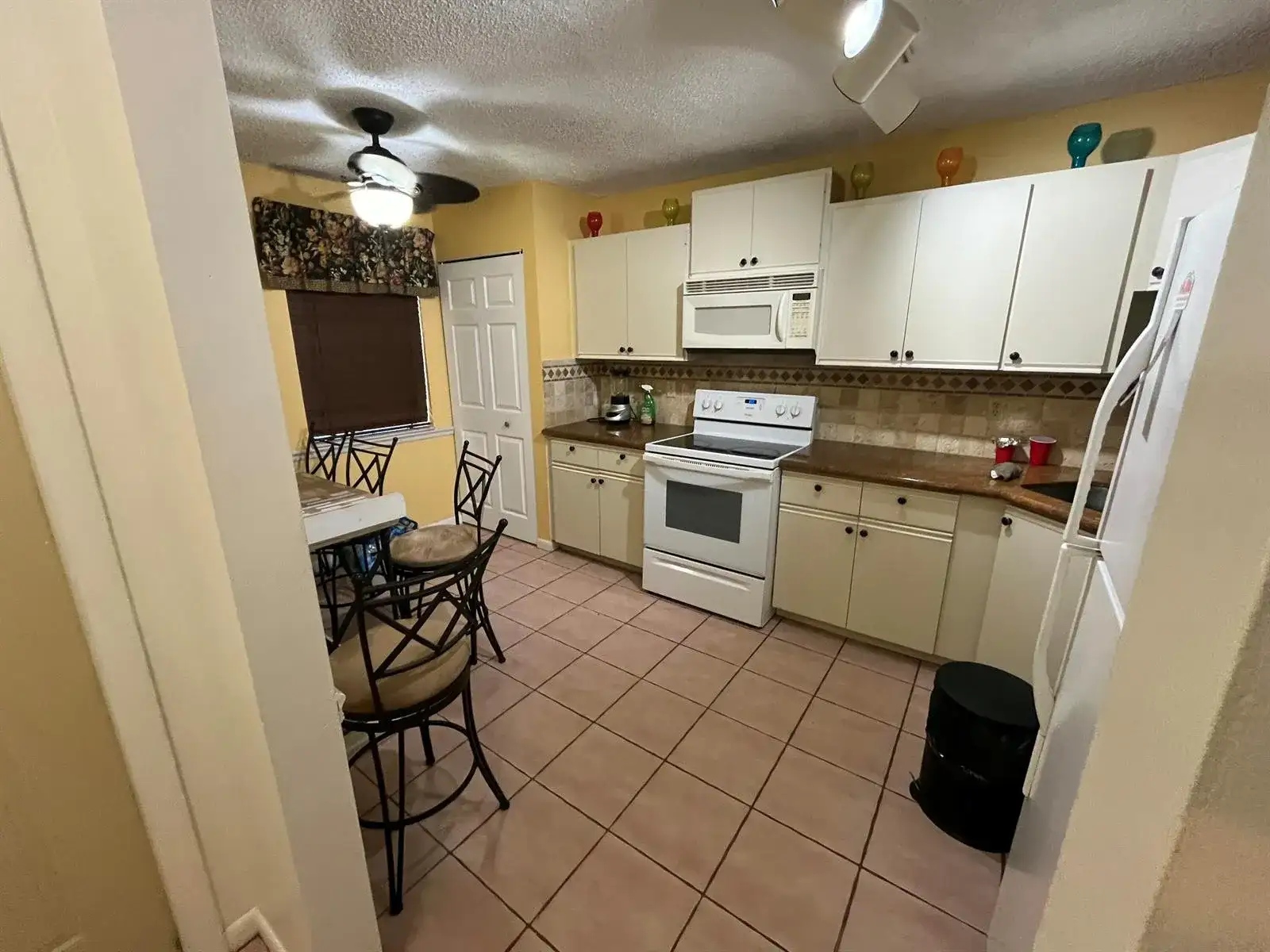 172 Meadows Drive, Boynton Beach FL 33436 photo 4