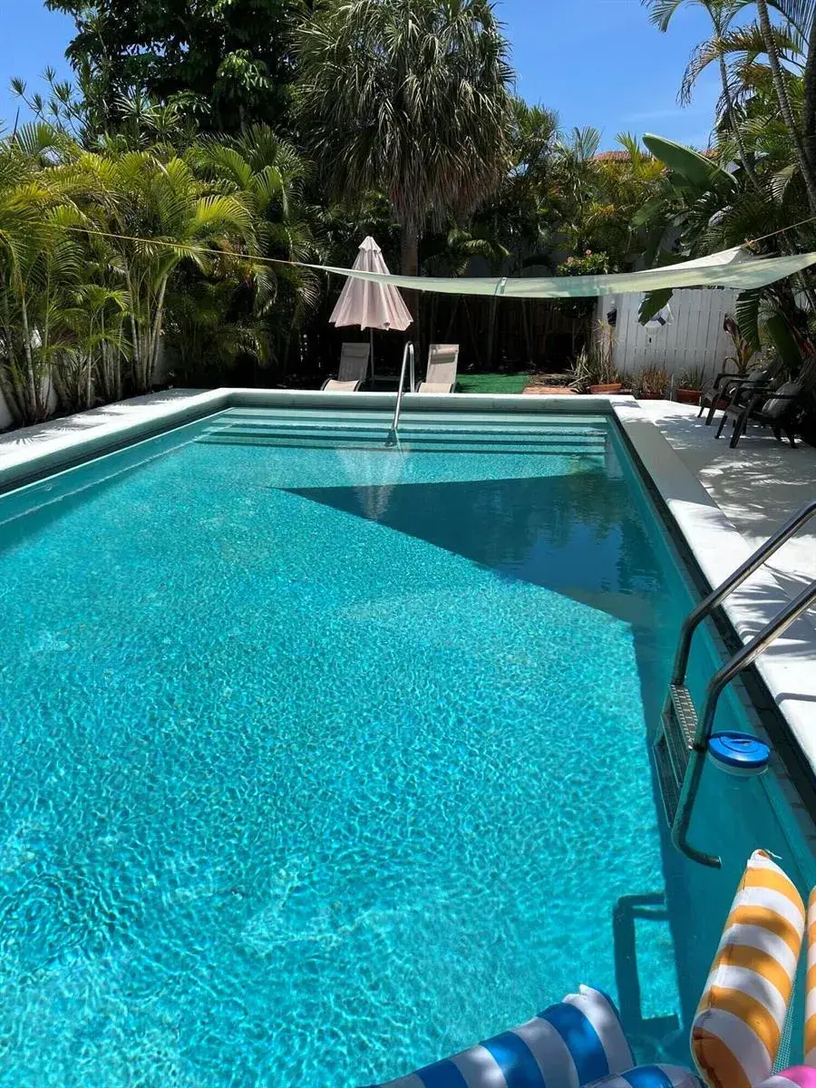 1912 NE 6th Street, Deerfield Beach FL 33441