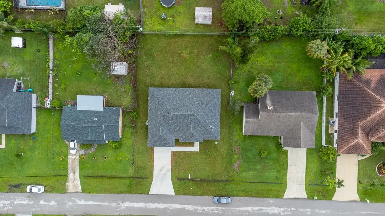 1143 SW Estaugh Avenue, Port St. Lucie FL 34953 photo 3