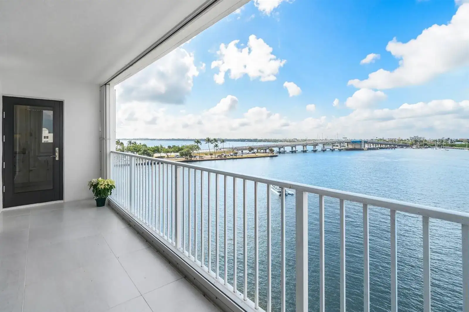 2860 S Ocean Boulevard # 506, Palm Beach FL 33480 photo 2
