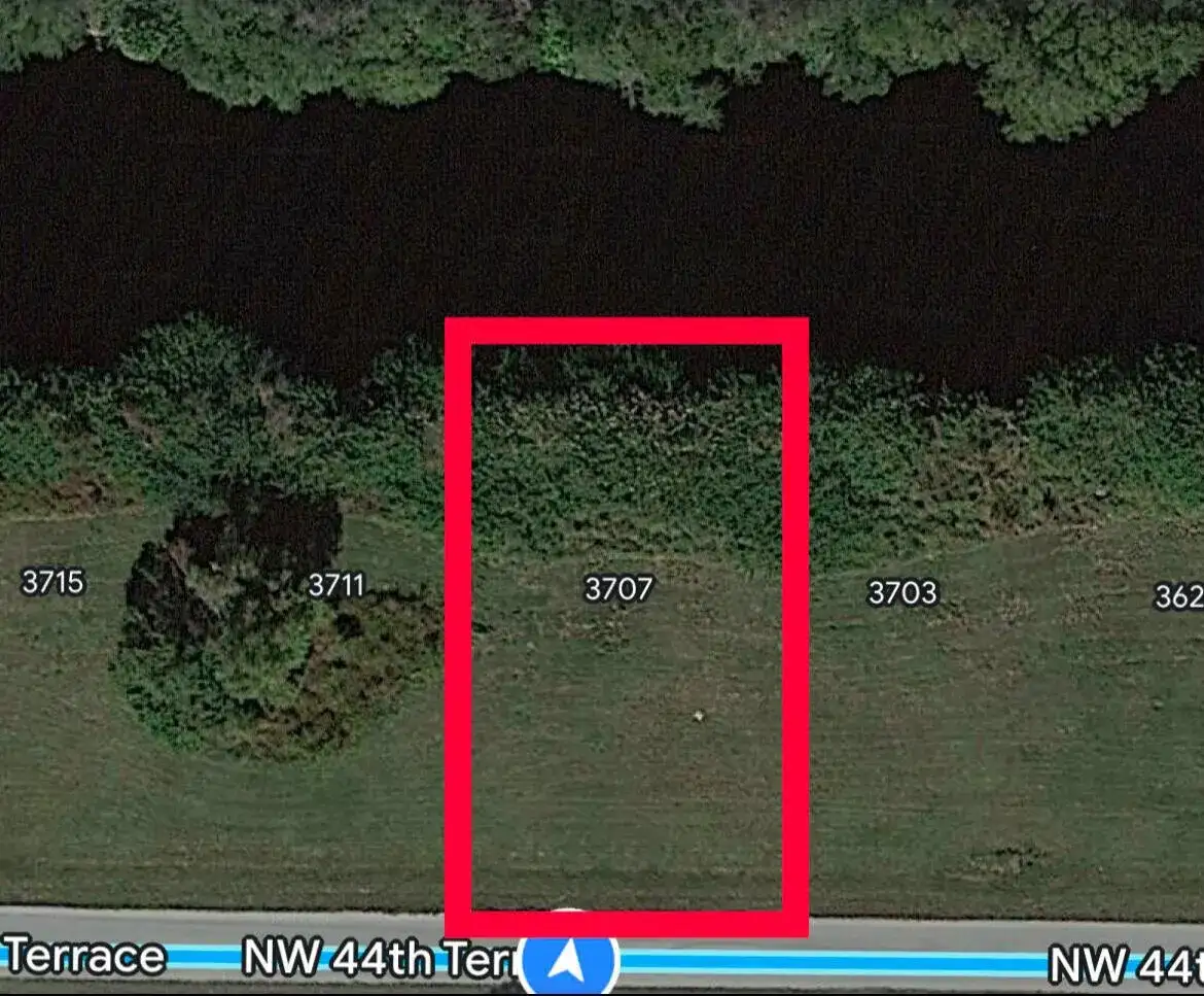 3707 NW 44th Terrace, Cape Coral FL 33993 photo 4