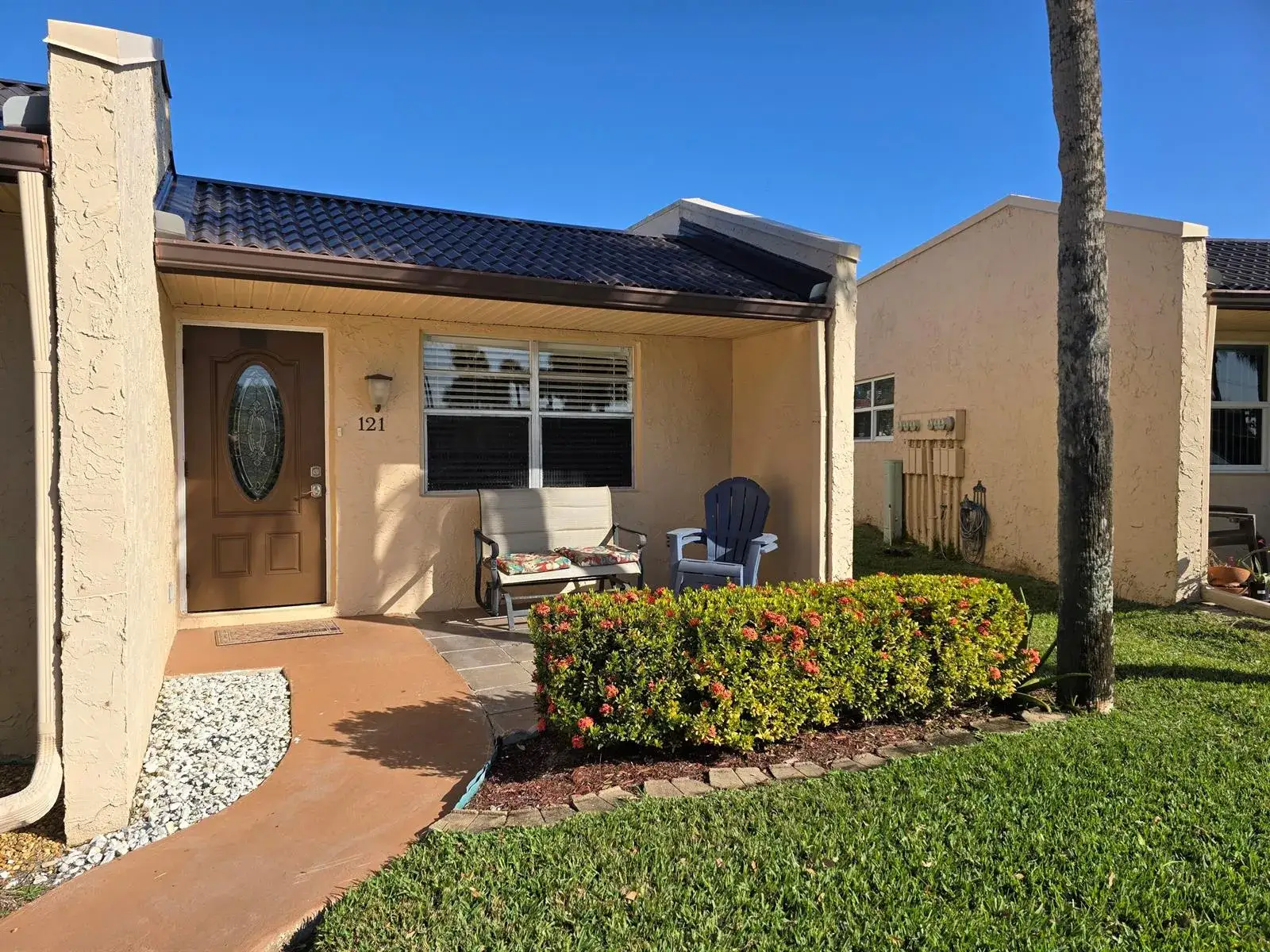 121 Lake Gloria Drive, West Palm Beach FL 33411