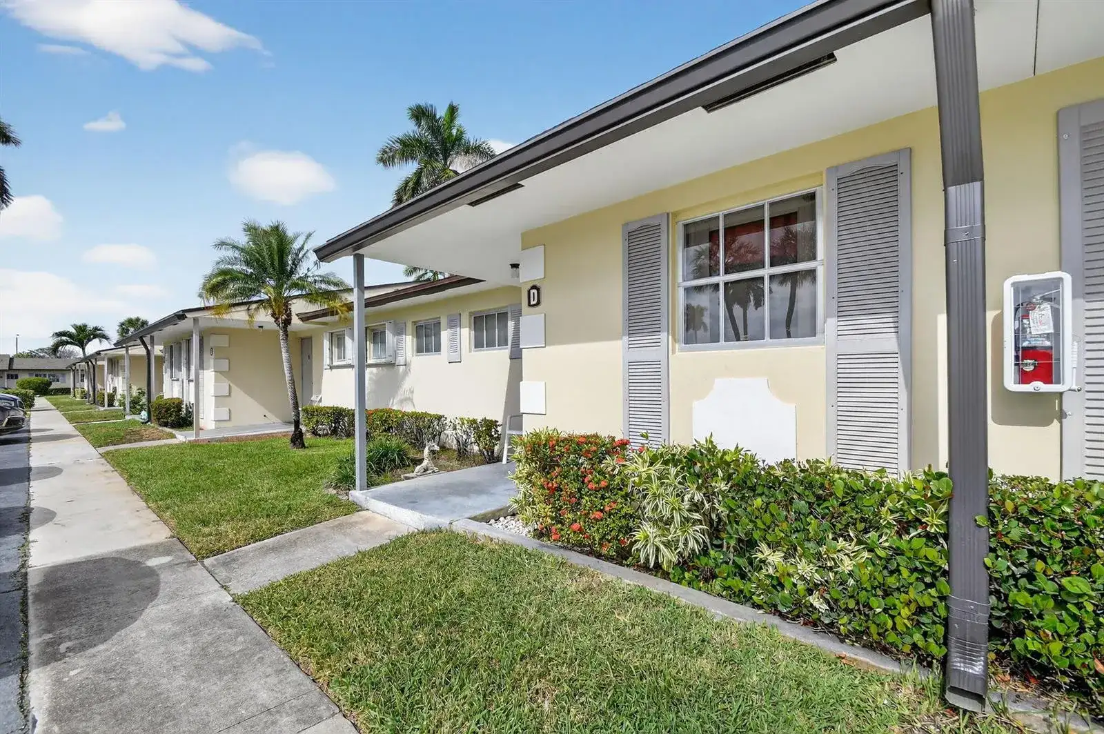2771 E Ashley Drive # D, West Palm Beach FL 33415 photo 2