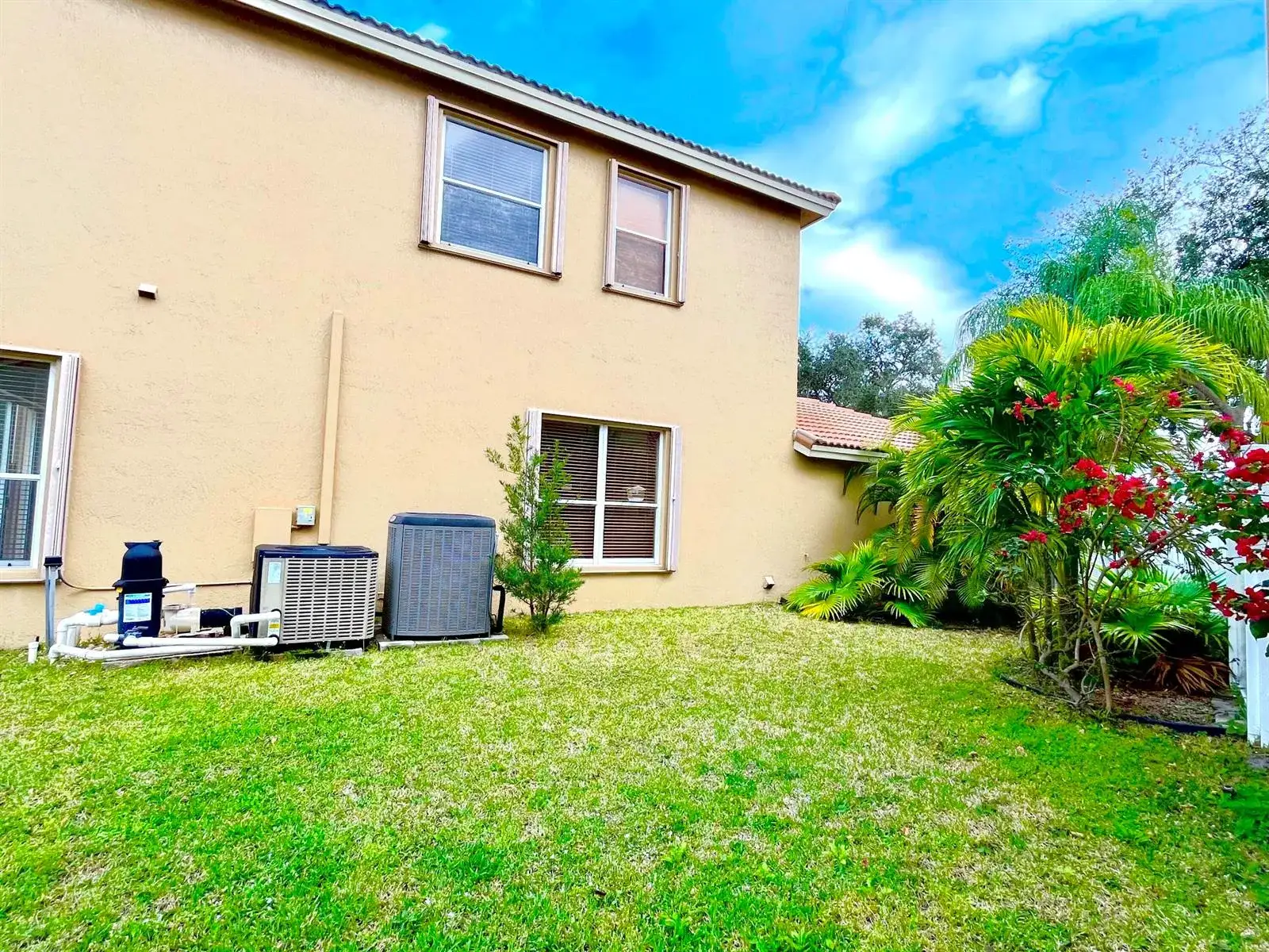5012 Victoria Circle, West Palm Beach FL 33409 photo 4