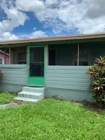 242 A Lane, Cocoa FL 32926 photo 4