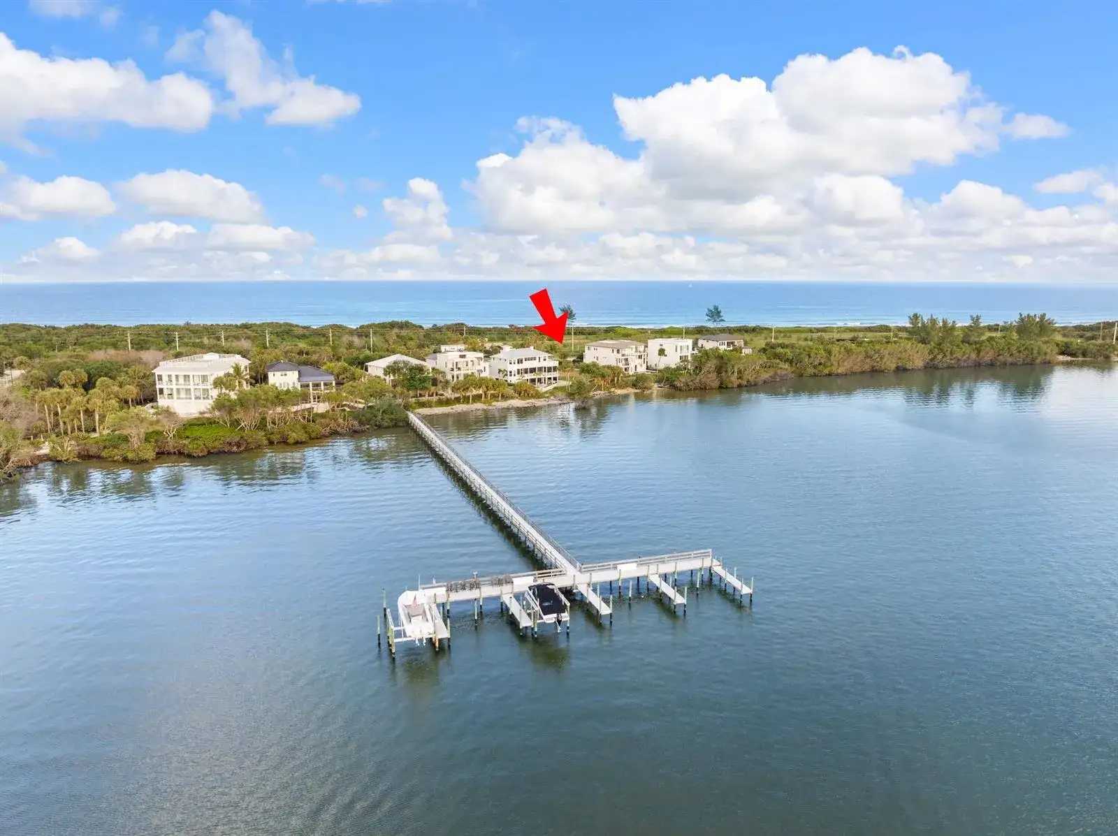 7671 Pelican Pointe Drive, Jensen Beach FL 34957 photo 4