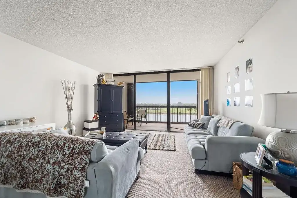 356 Golfview Road # 505, North Palm Beach FL 33408 photo 2
