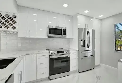 7076 Huntington Lane # 407, Delray Beach FL 33446