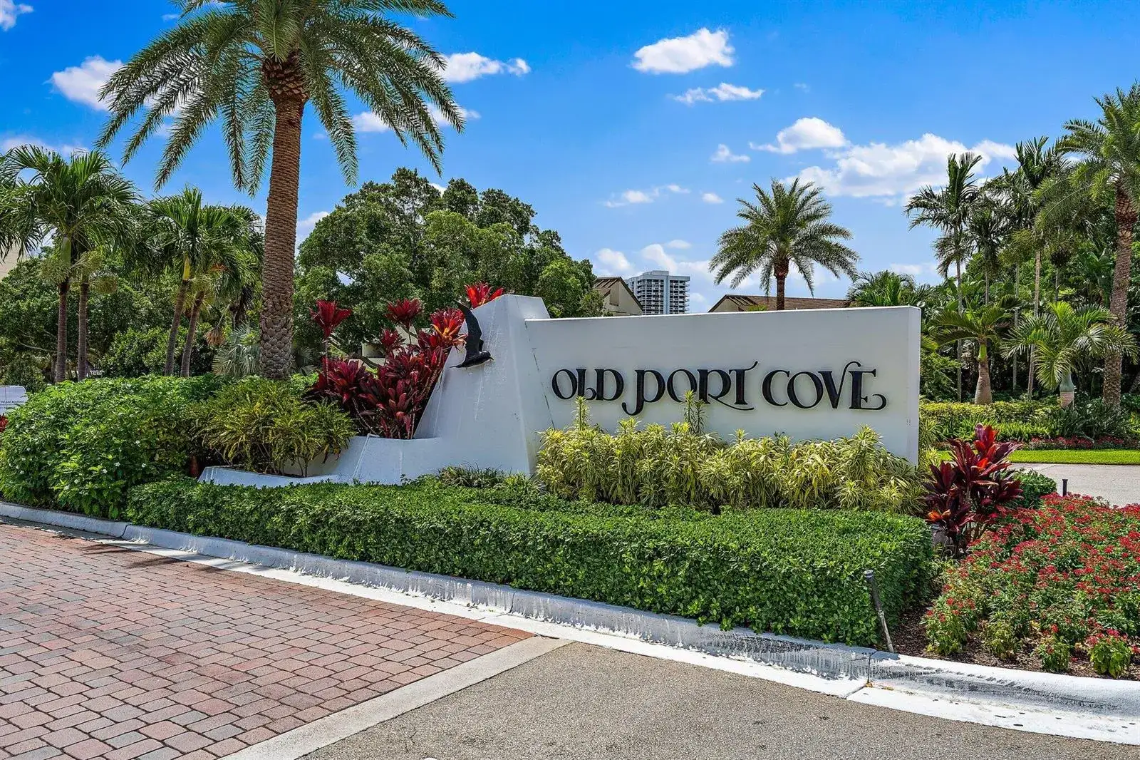134 Lakeshore Drive # 316, North Palm Beach FL 33408