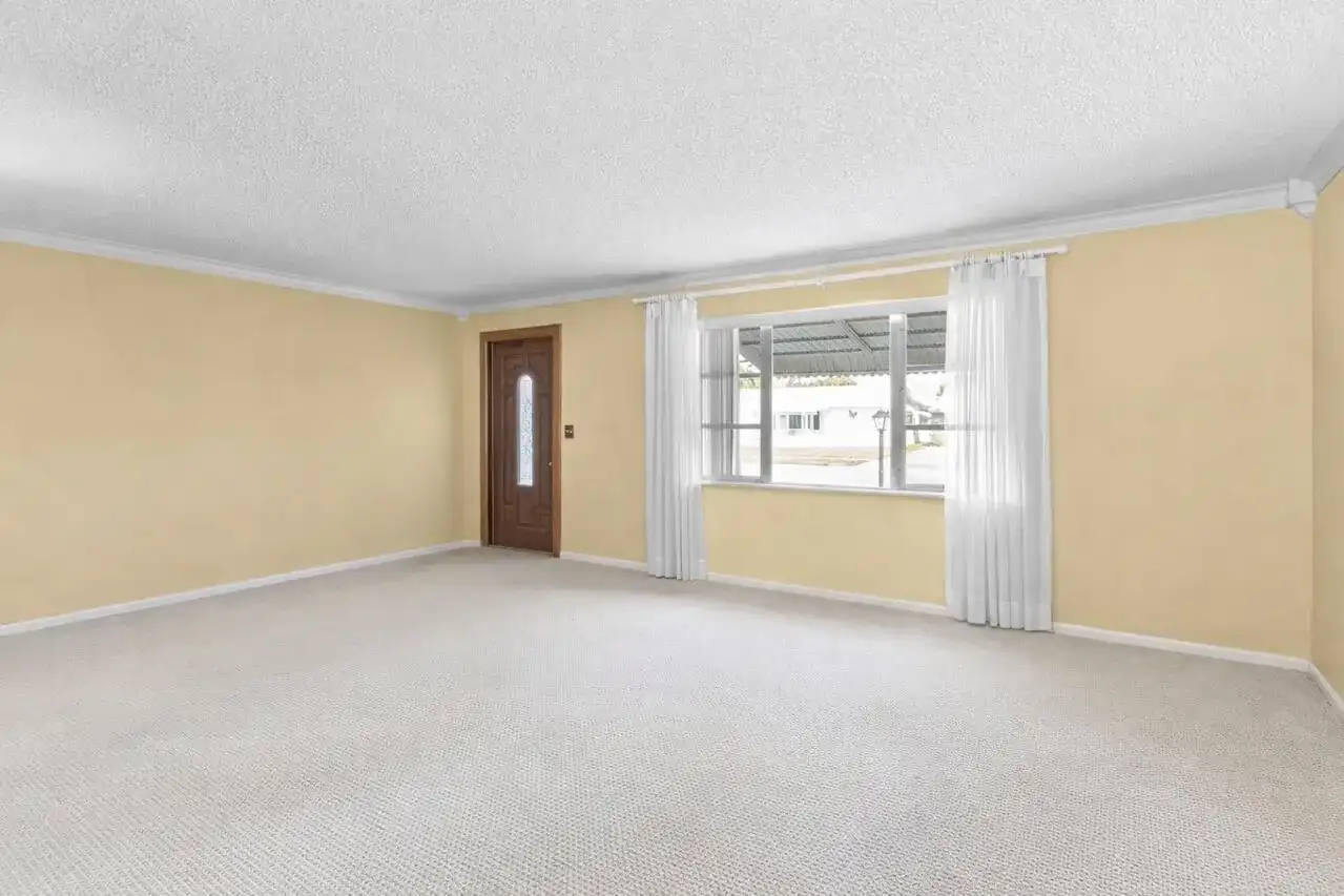 1802 SW 13th Avenue, Boynton Beach FL 33426