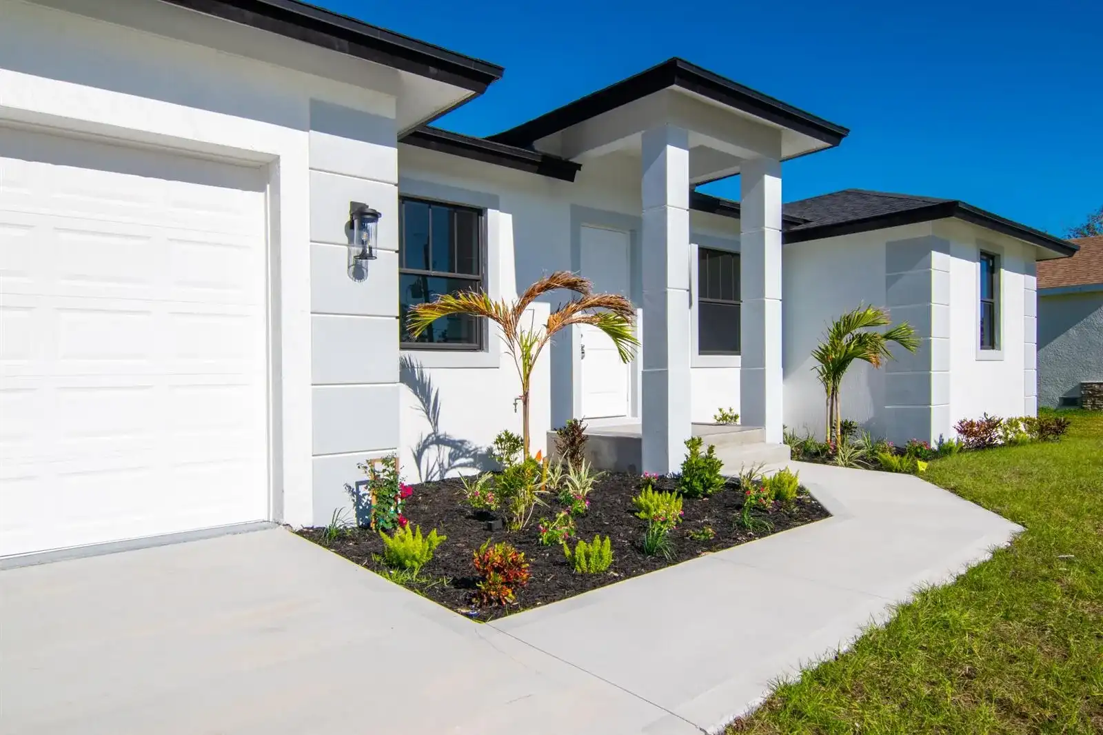 8126 Thruso Road, Port Charlotte FL 33981
