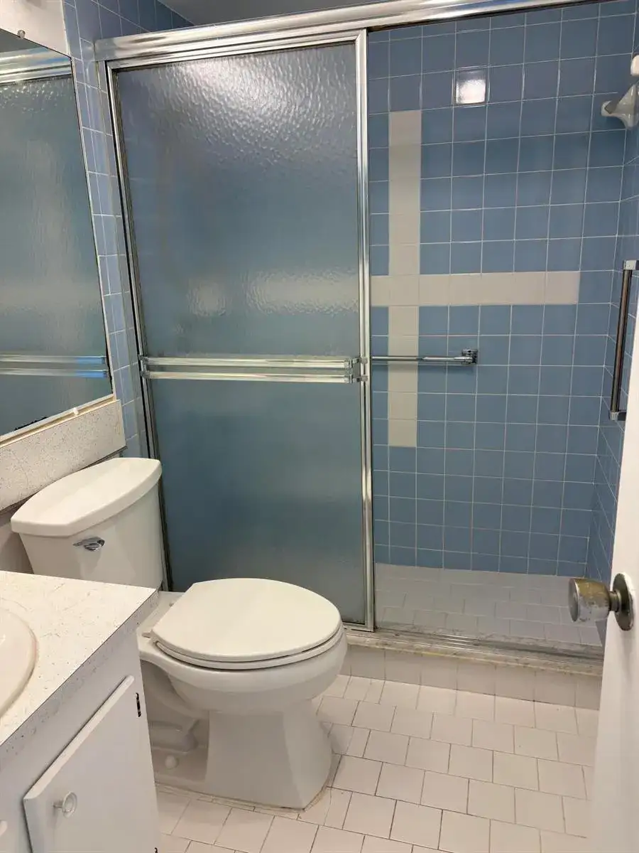 113 Berkshire E, West Palm Beach FL 33417 photo 3