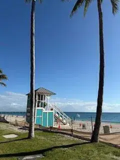 701 SE 21st Avenue # 302, Deerfield Beach FL 33441