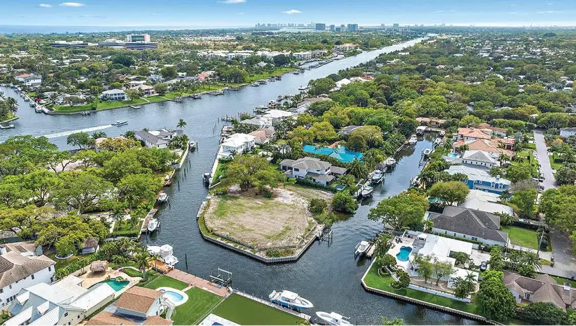 12935 S Shore Drive, Palm Beach Gardens FL 33410 photo 2