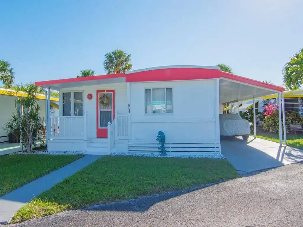 4743 NE Blue Heron Lane # 7, Jensen Beach FL 34957