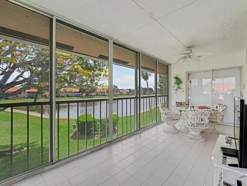 9805 Shadybrook 201 Drive # 201, Boynton Beach FL 33437