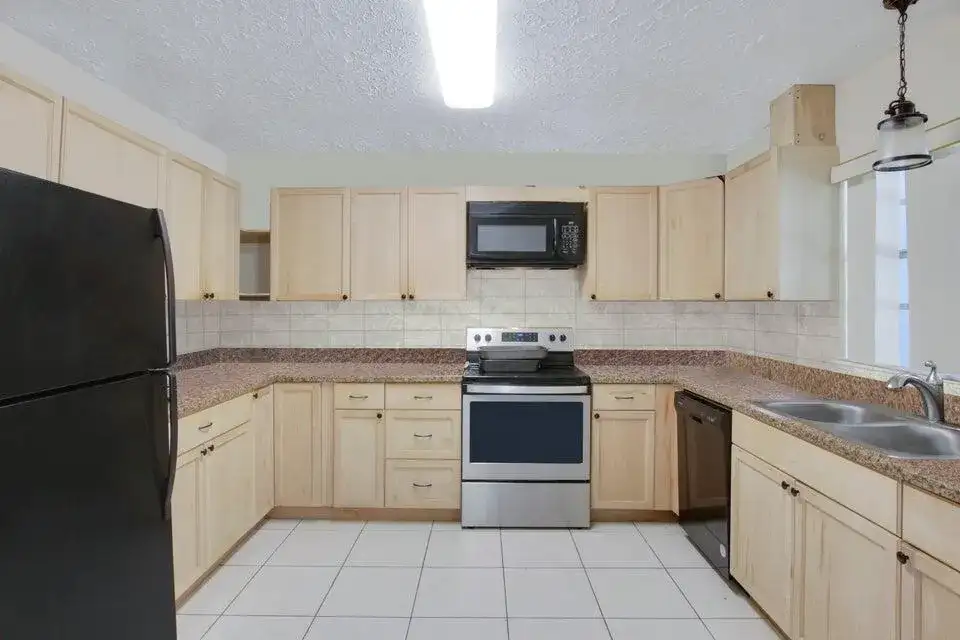 11099 Ridge Avenue, Fort Pierce FL 34982 photo 5