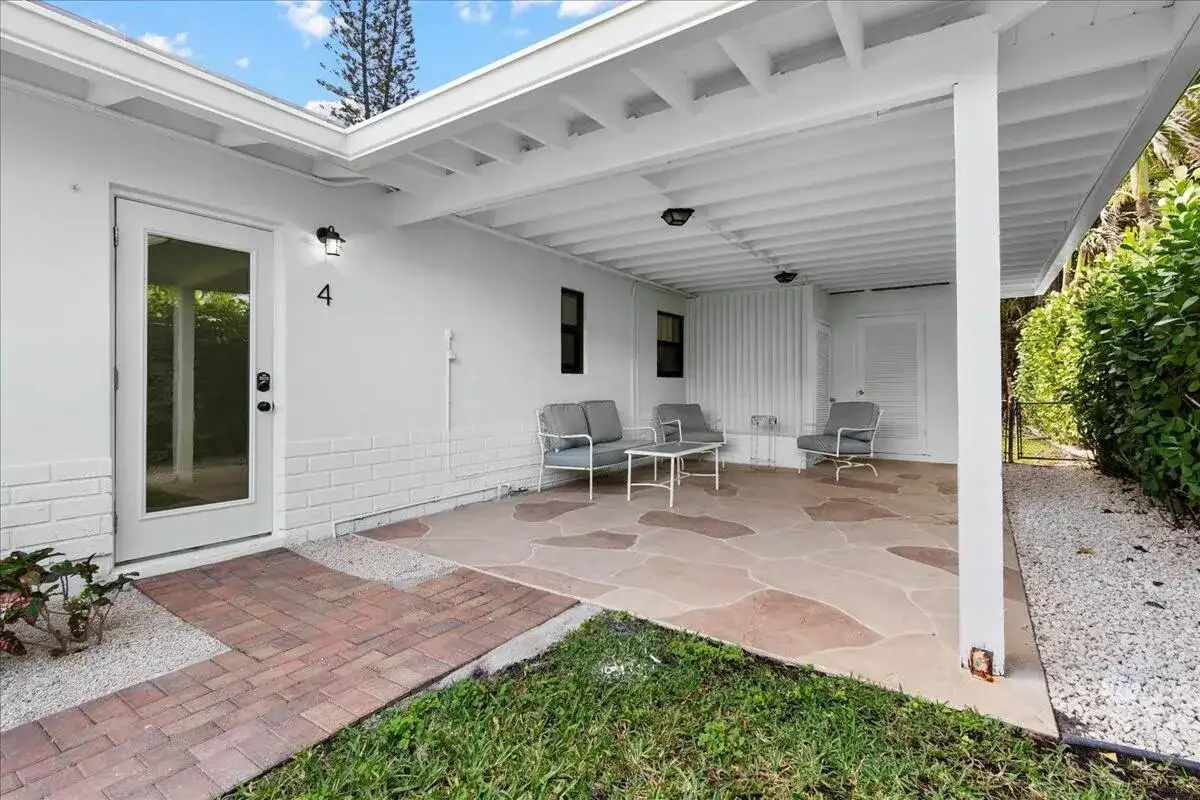 18 Adams Road, Ocean Ridge FL 33435 photo 5