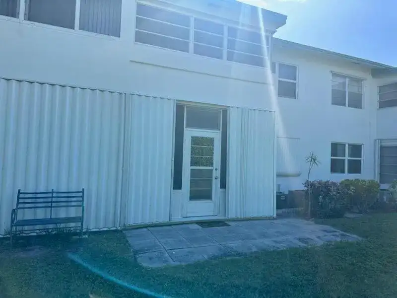 1117 Lake Terrace # 105, Boynton Beach FL 33426 photo 3