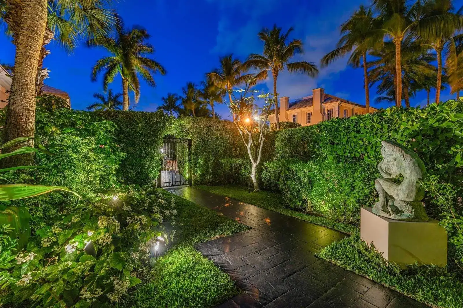 710 N COUNTY Road, Palm Beach FL 33480 photo 4