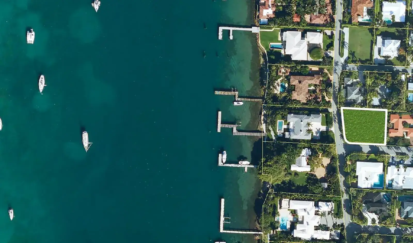 1421 N Lake Way, Palm Beach FL 33480 photo 2