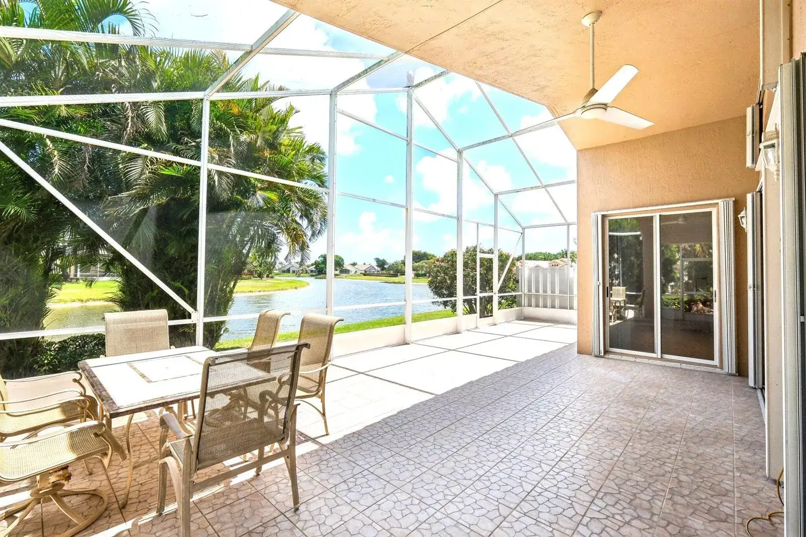 6377 N Westchester Club Drive N, Boynton Beach FL 33437 photo 3