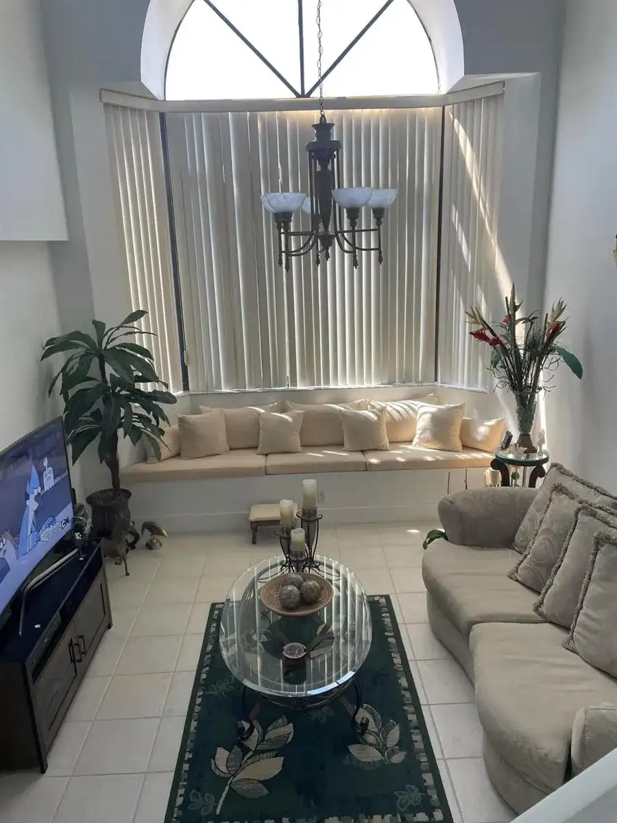 15499 Miami Lakeway N # 5, Miami Lakes FL 33014