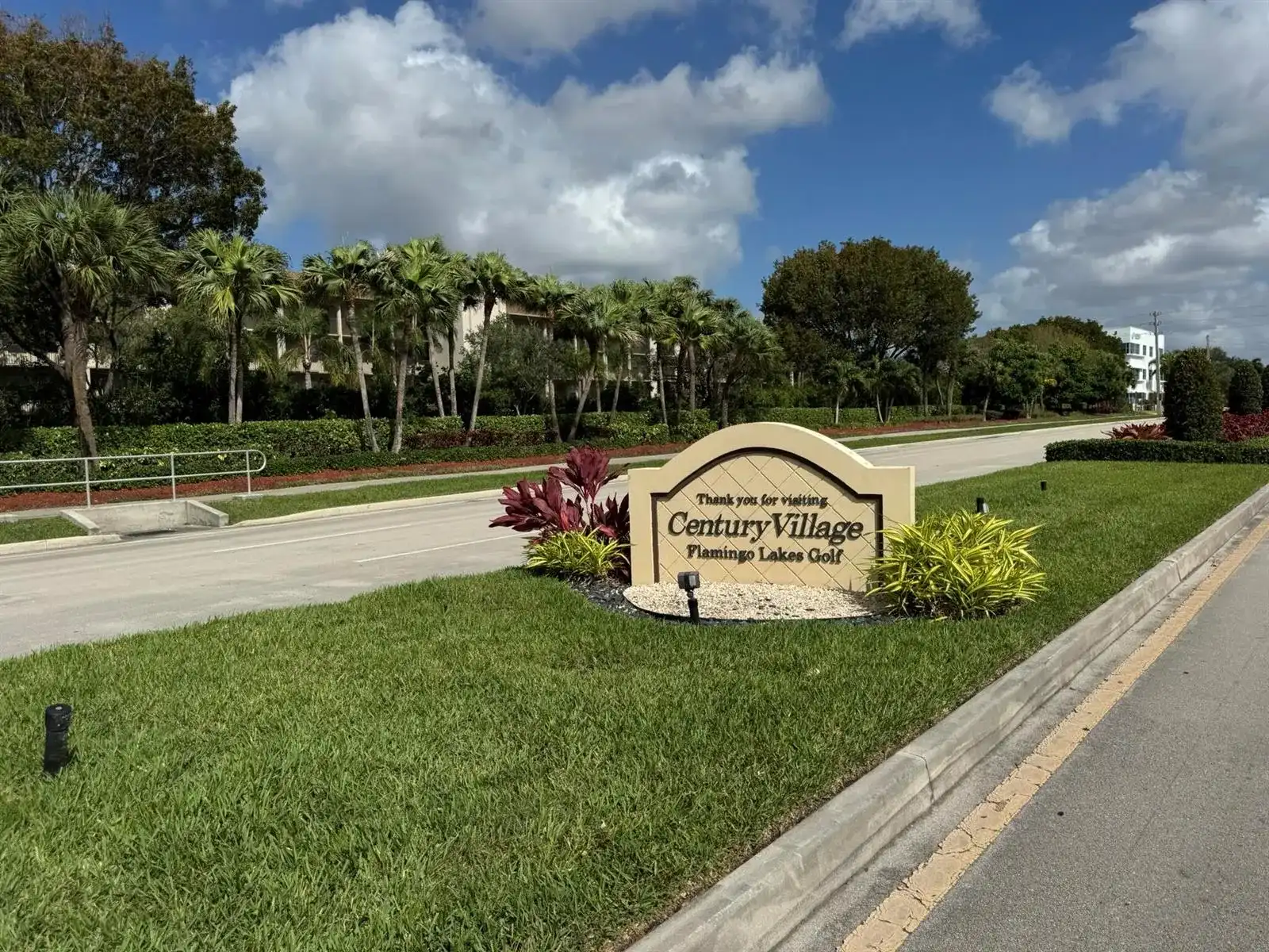 850 SW 133rd Terrace # 315b, Pembroke Pines FL 33027