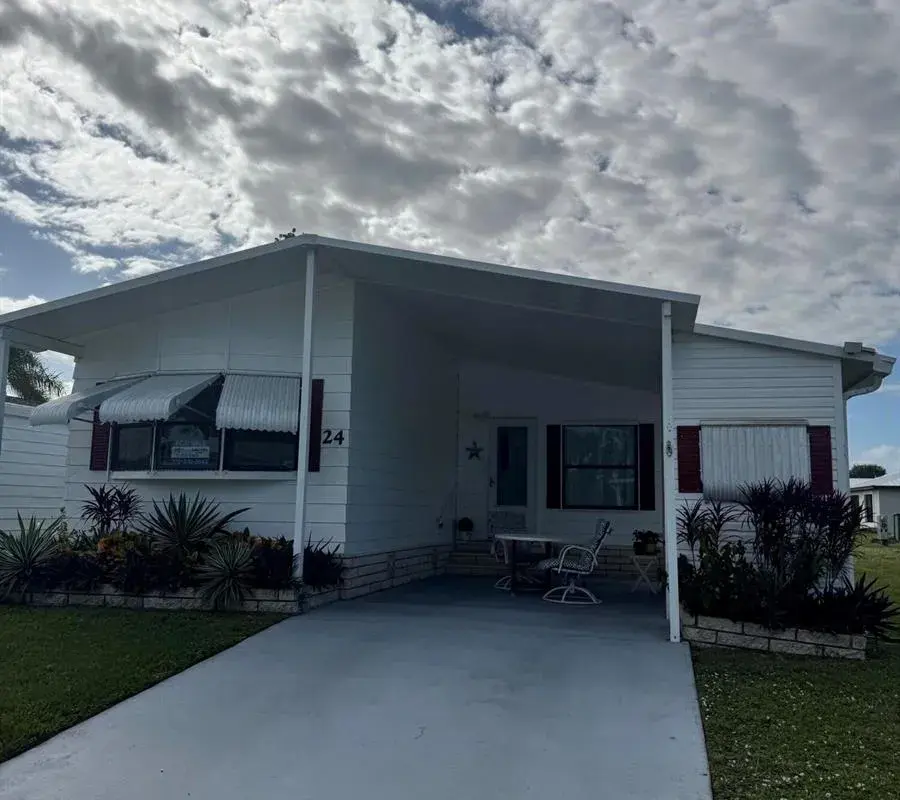 24 Villa Del Norte, Fort Pierce FL 34951
