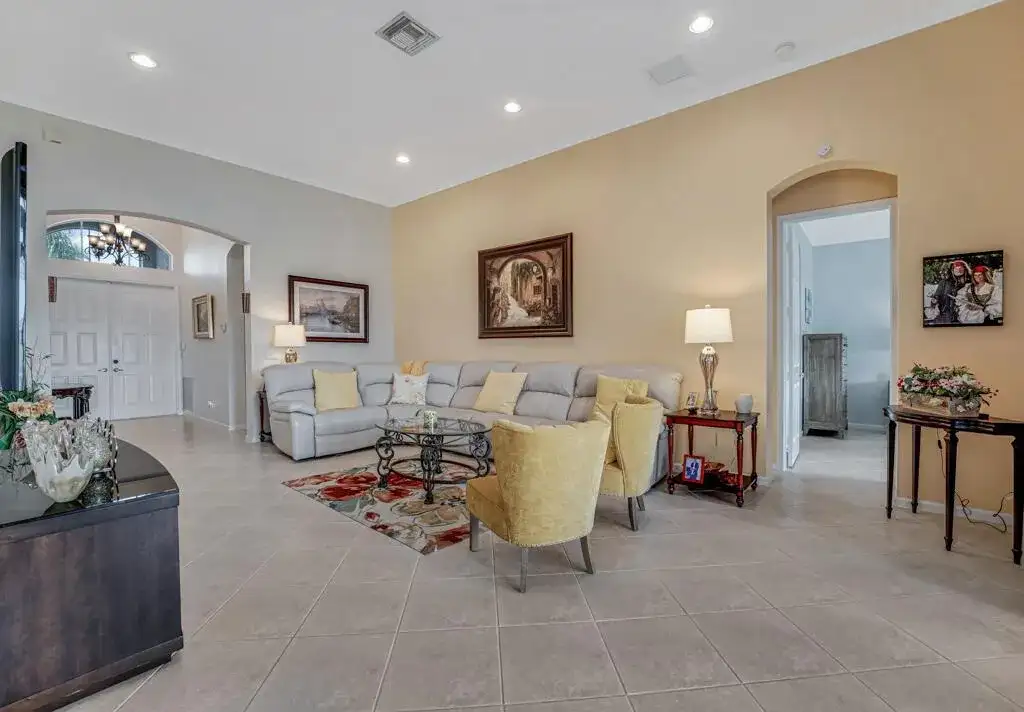 8931 Agliana Circle, Boynton Beach FL 33472 photo 5