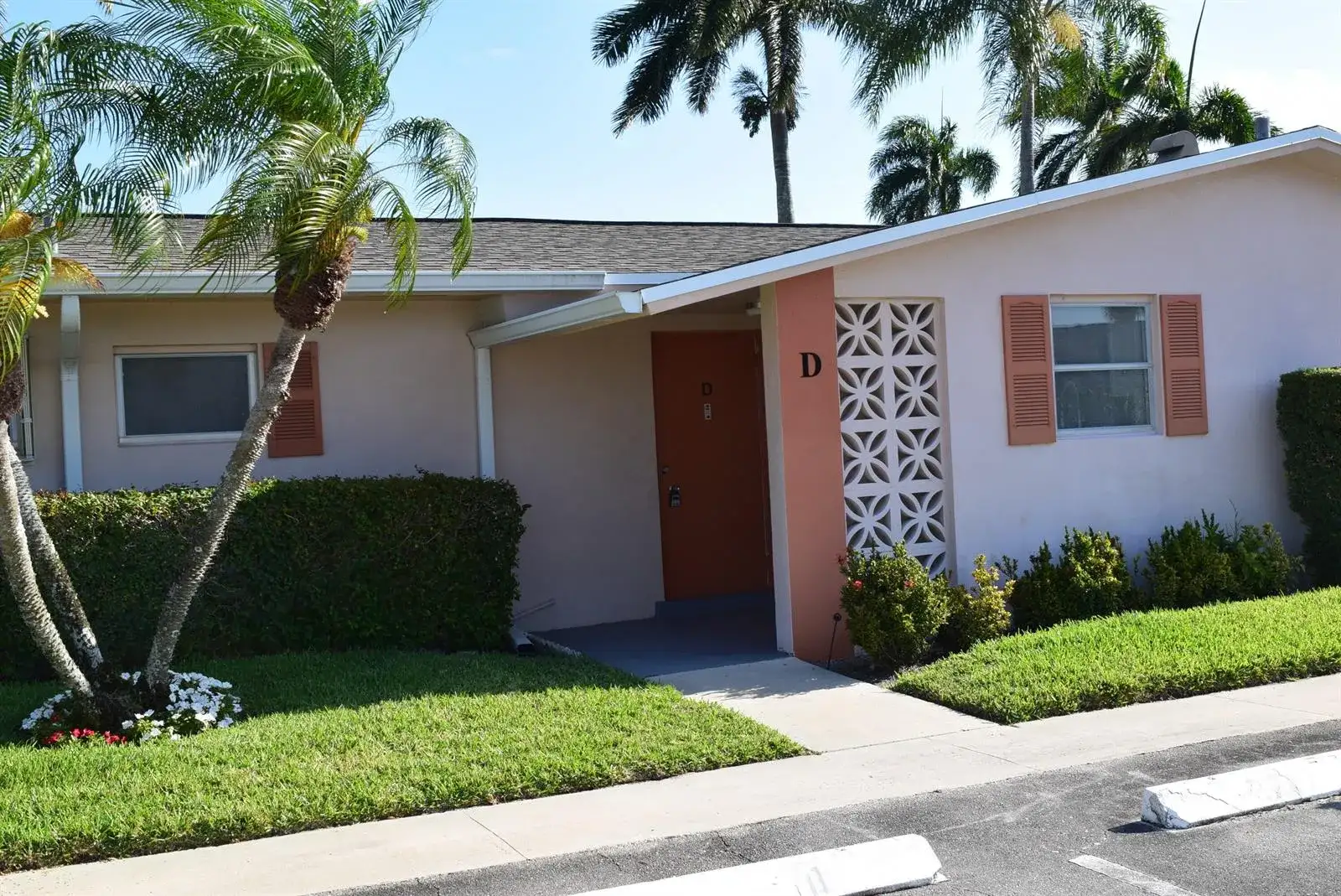 2747 Dudley Drive E # D, West Palm Beach FL 33415 photo 3