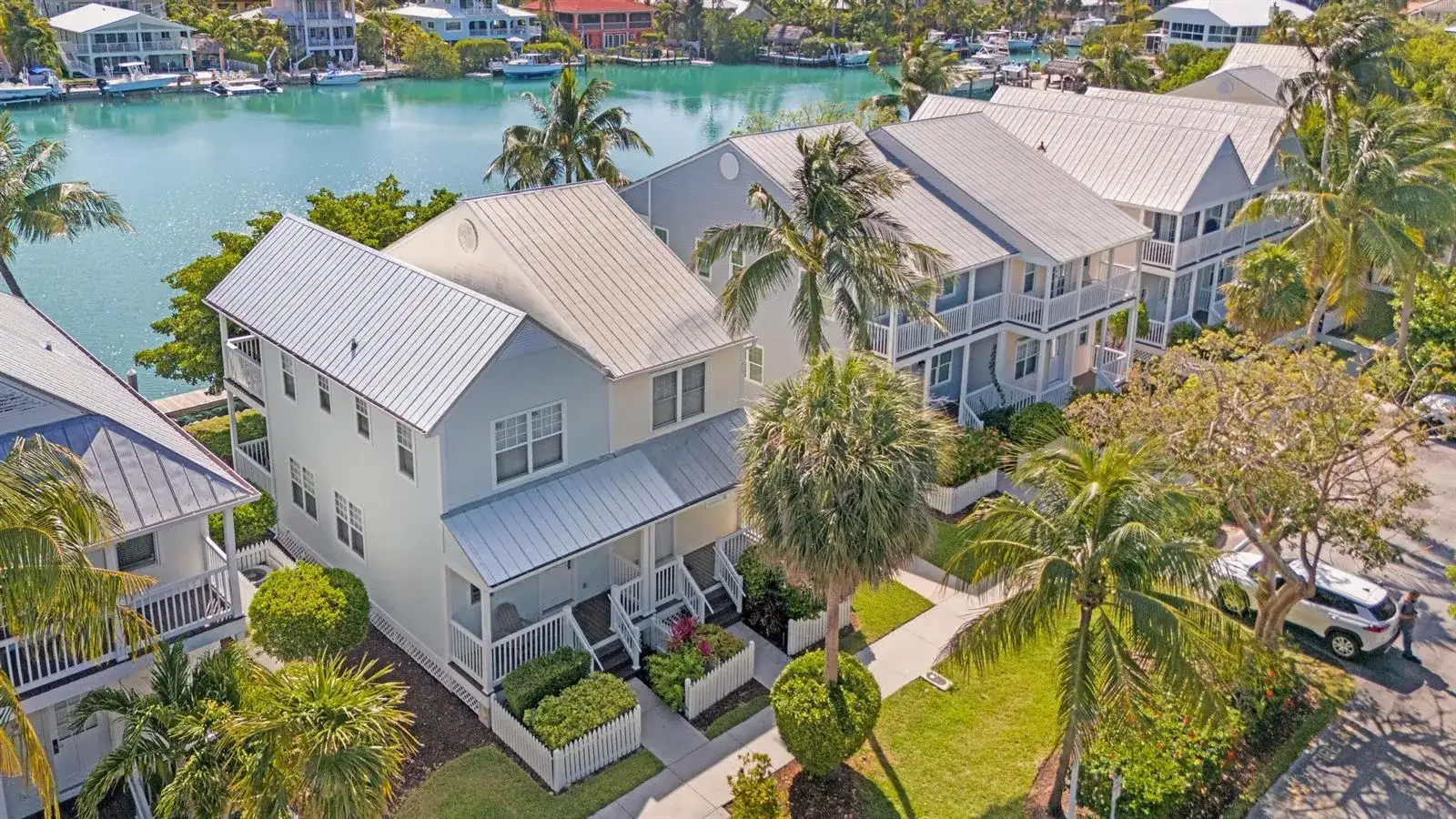 7051 Harbor Village Drive, FL 33050 photo 2