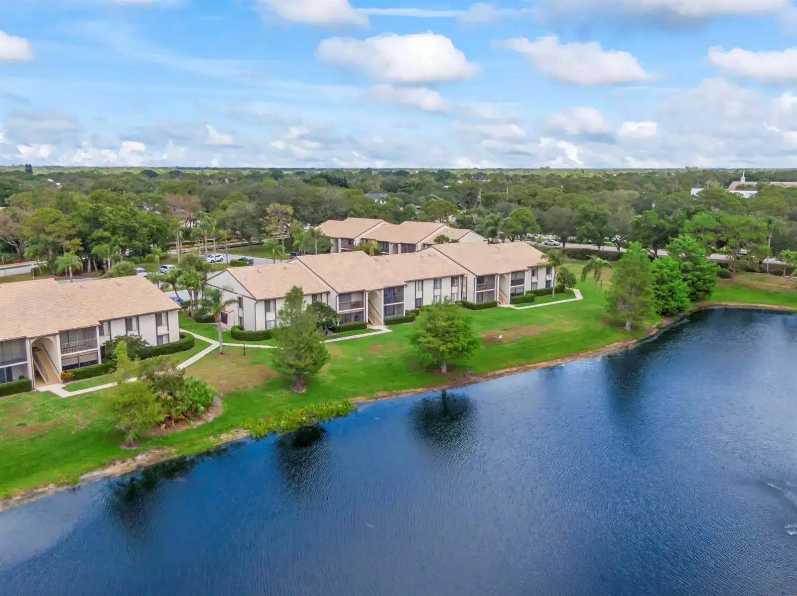 2732 SW Matheson Avenue # b2, Palm City FL 34990