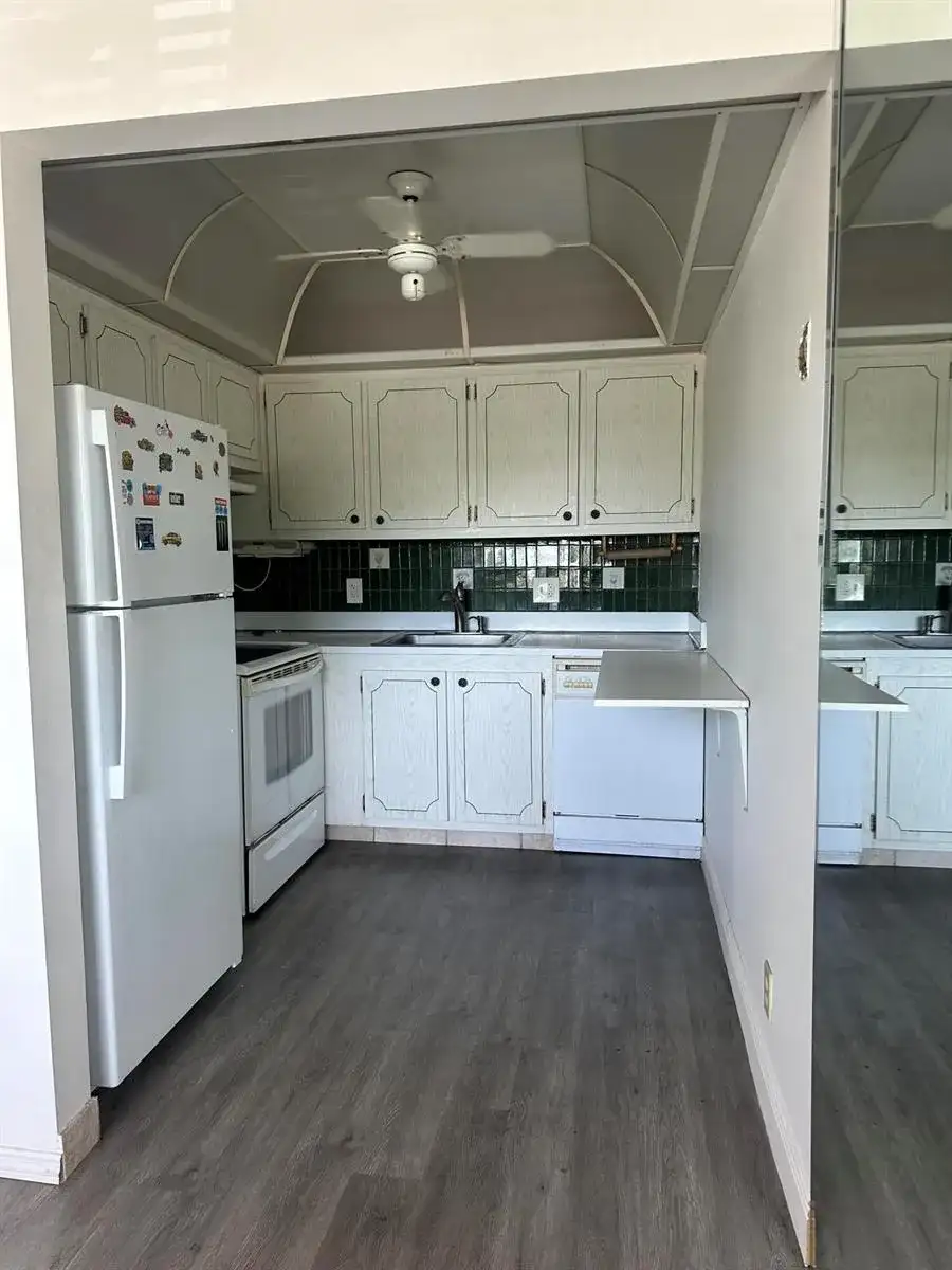 300 Village Green Circle S # 217, Palm Springs FL 33461 photo 5