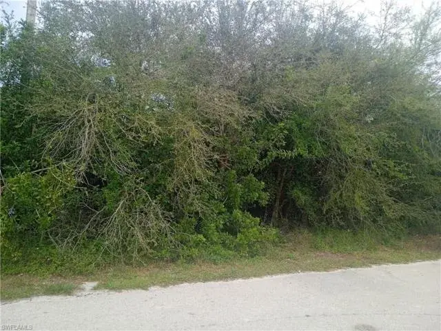 3512 SW 26th Street, Lehigh Acres FL 33976