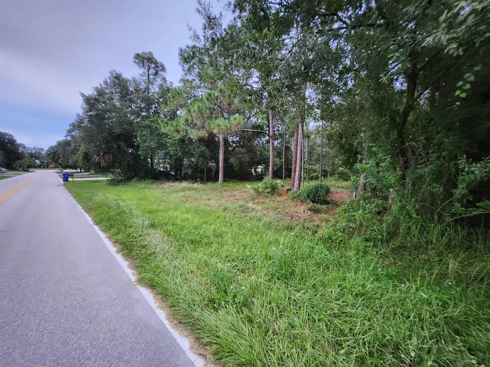 2420 85th Court, Vero Beach FL 32966 photo 2