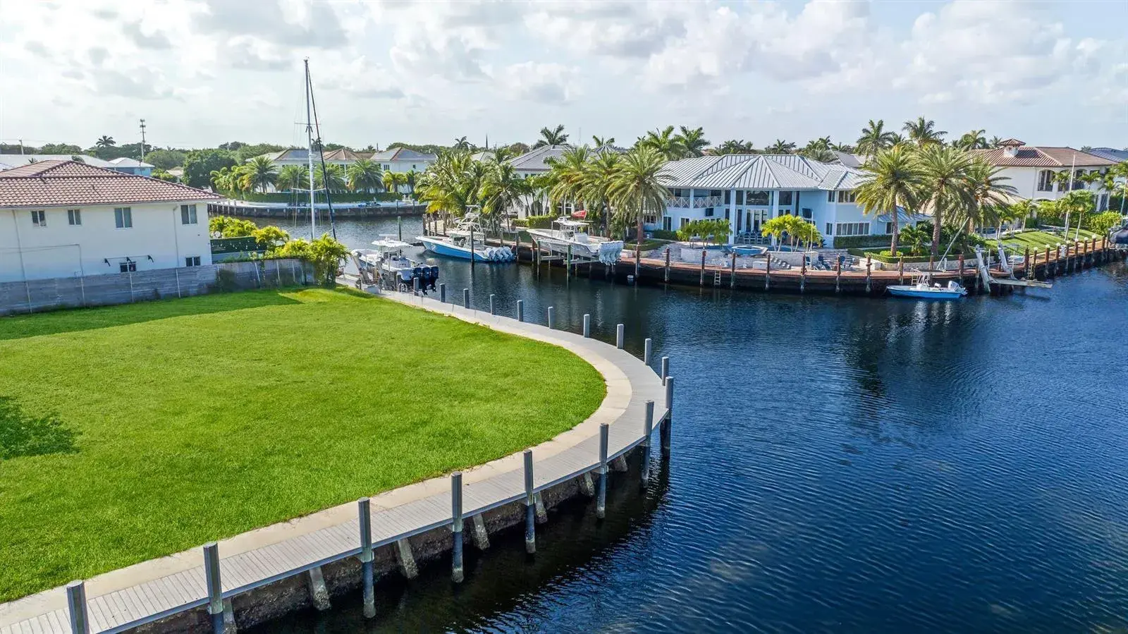 2511 NE 36th Street, Lighthouse Point FL 33064