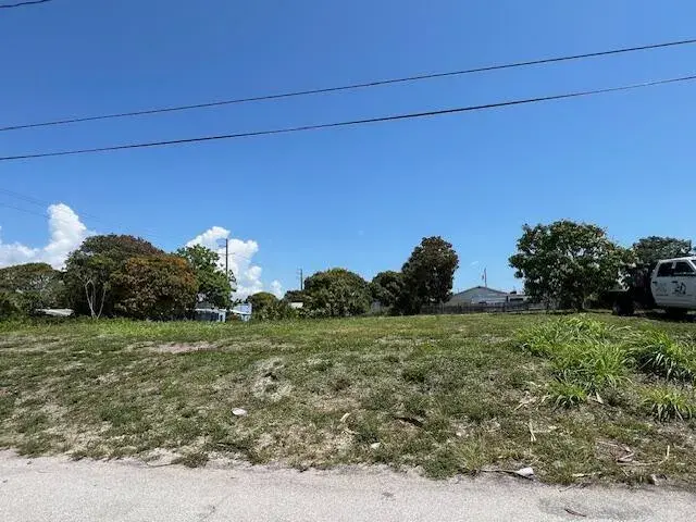172 W 16th Street, Riviera Beach FL 33404