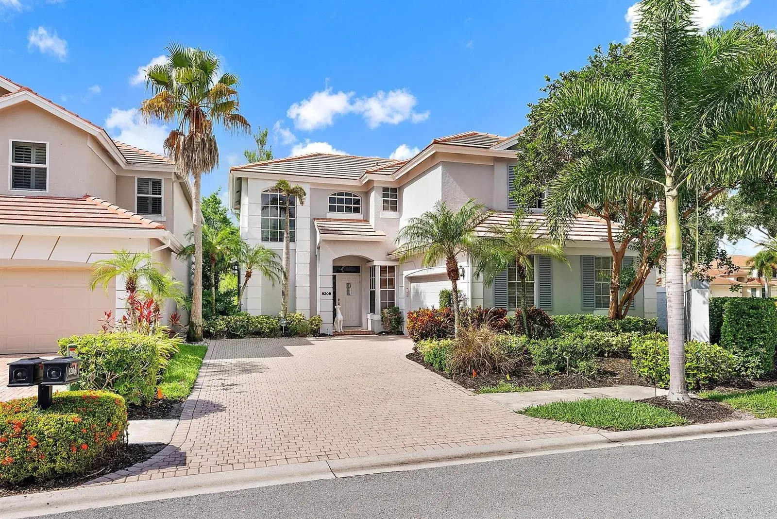 8208 Heritage Club Drive, West Palm Beach FL 33412